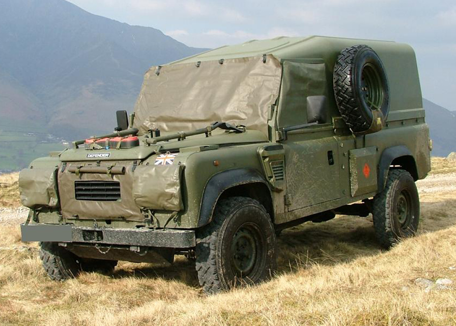 LAND ROVER WOLF XD, LIGHT MILITARY VEHICLE, BLIND WINDSCREEN SNOW COVER