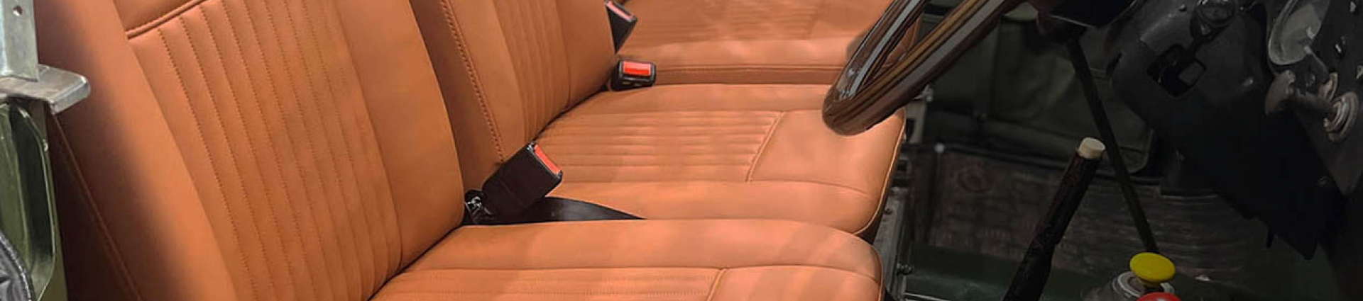 Oxford Tan Vinyl Deluxe Seats - NEW TO EXMOOR TRIM 