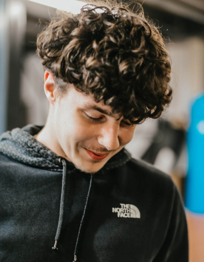 Cam 